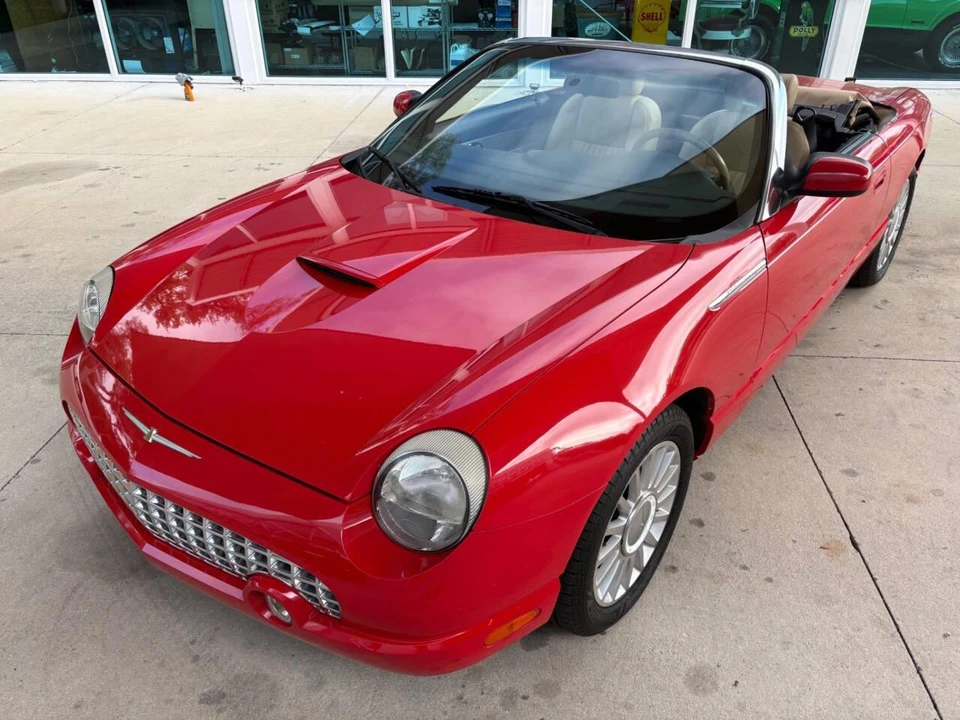 2005 Ford Thunderbird 11th Gen - Image 20 of 31