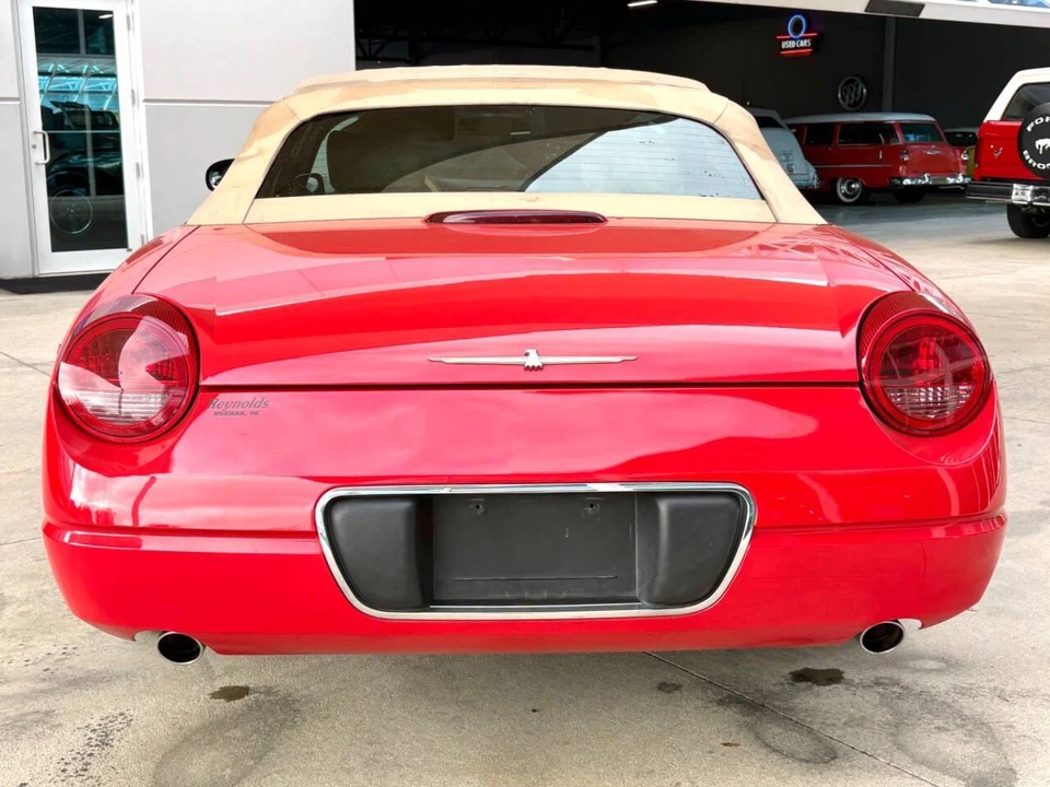 2005 Ford Thunderbird 11th Gen - Image 27 of 31