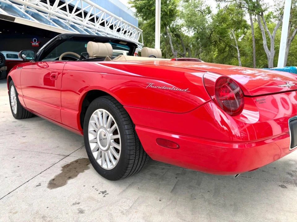 2005 Ford Thunderbird 11th Gen - Image 15 of 31
