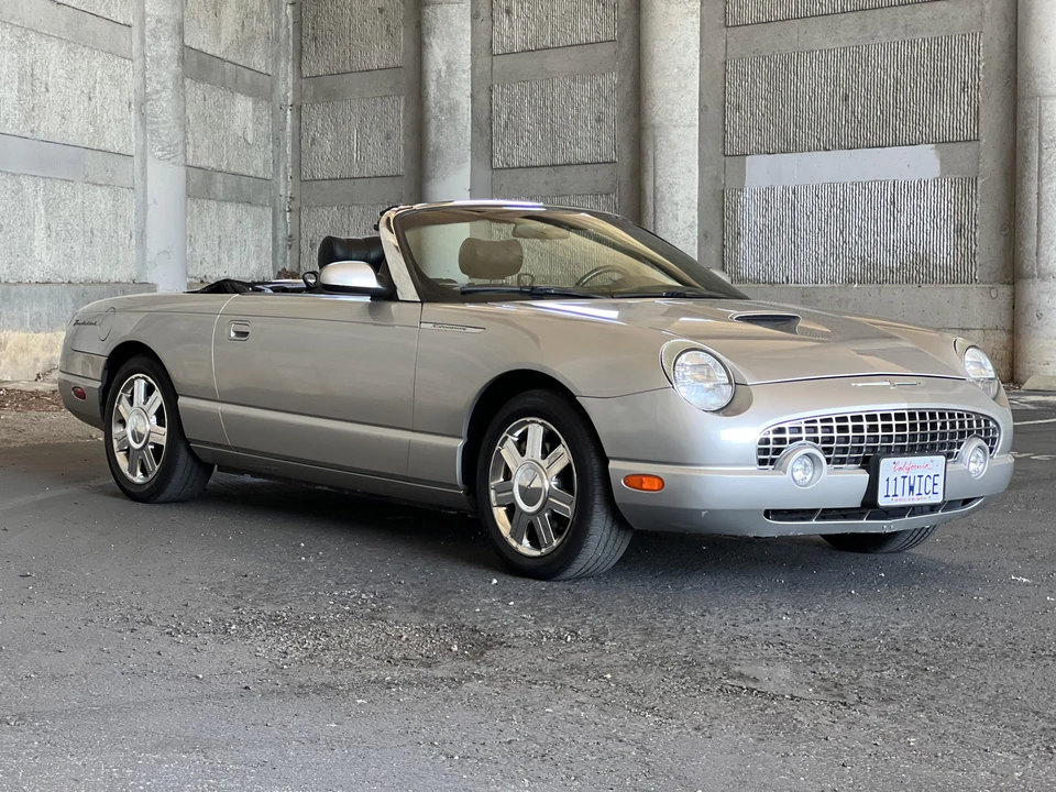 2005 Ford Thunderbird 11th Gen - Image 16 of 31