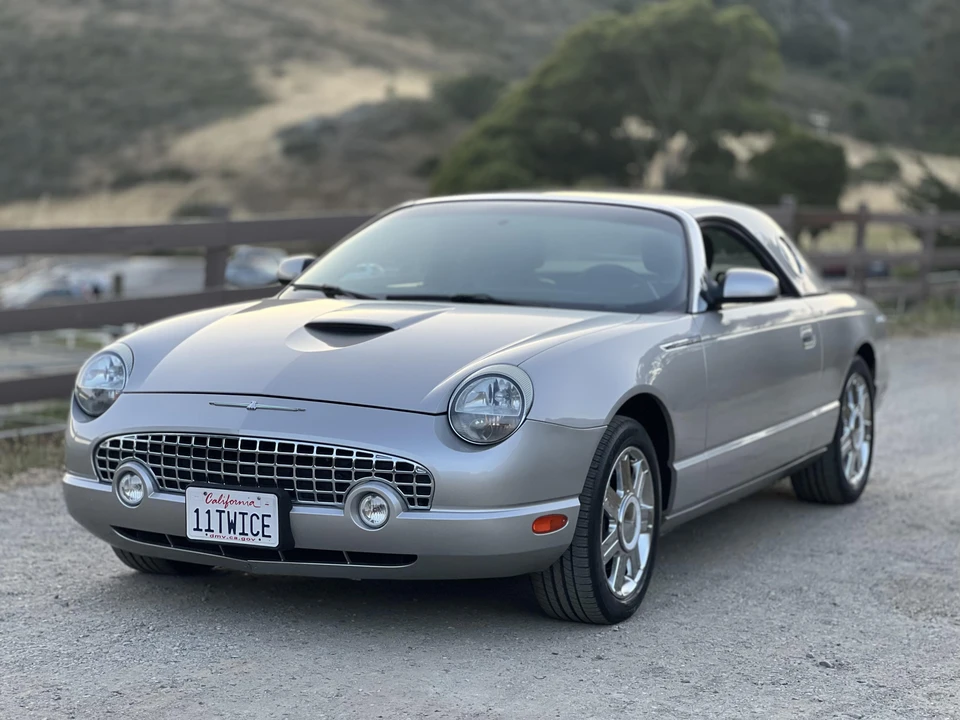 2005 Ford Thunderbird 11th Gen - Image 23 of 31