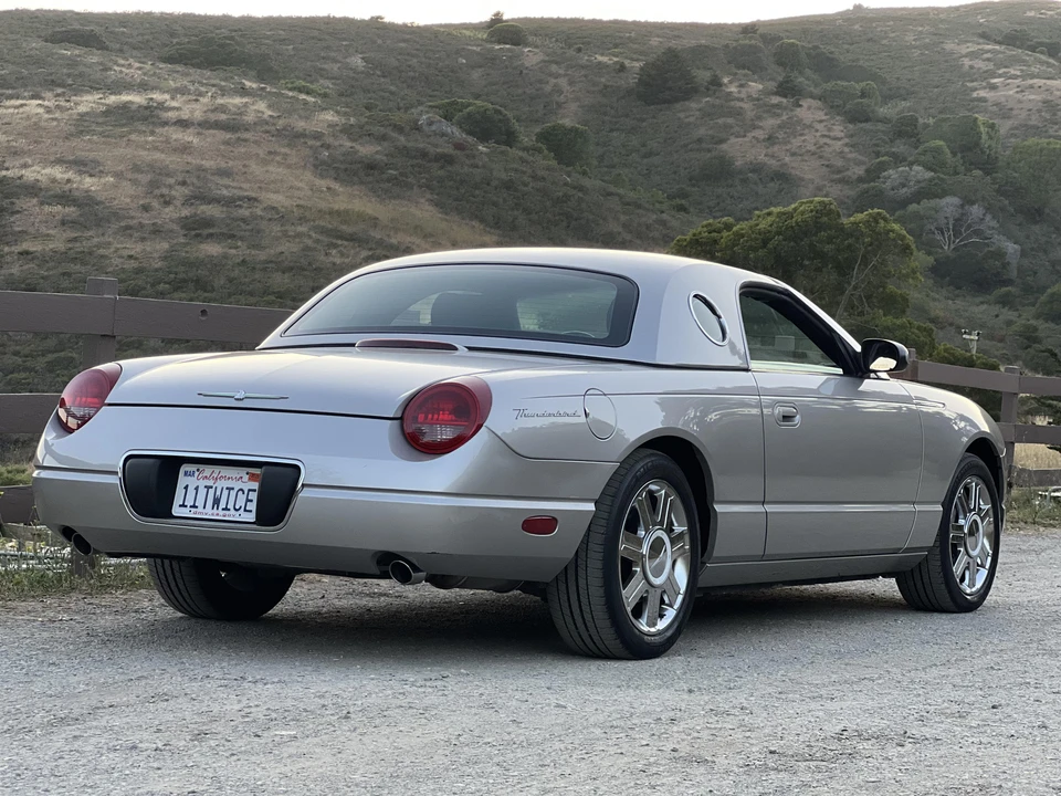 2005 Ford Thunderbird 11th Gen - Image 29 of 31
