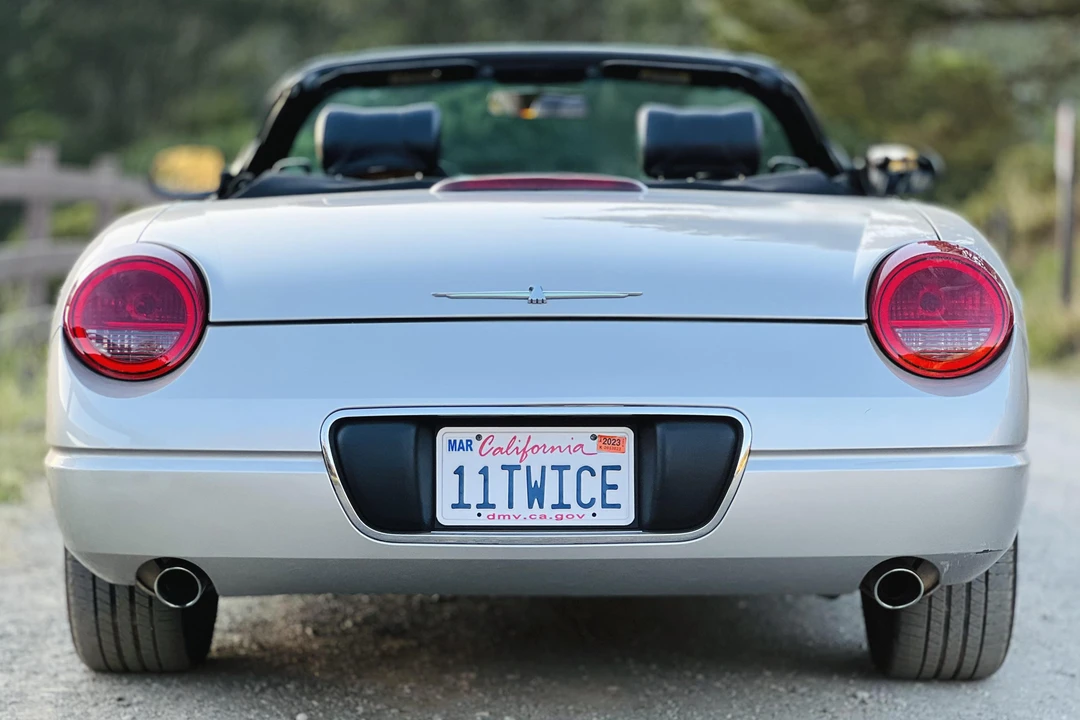 2005 Ford Thunderbird 11th Gen - Image 5 of 31