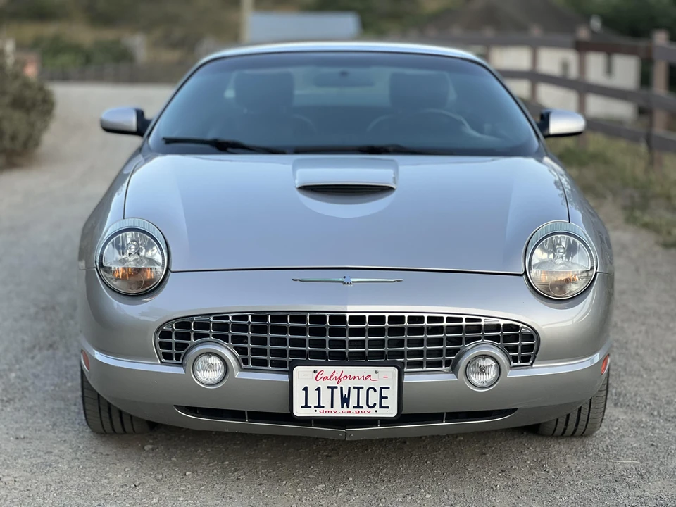 2005 Ford Thunderbird 11th Gen - Image 21 of 31