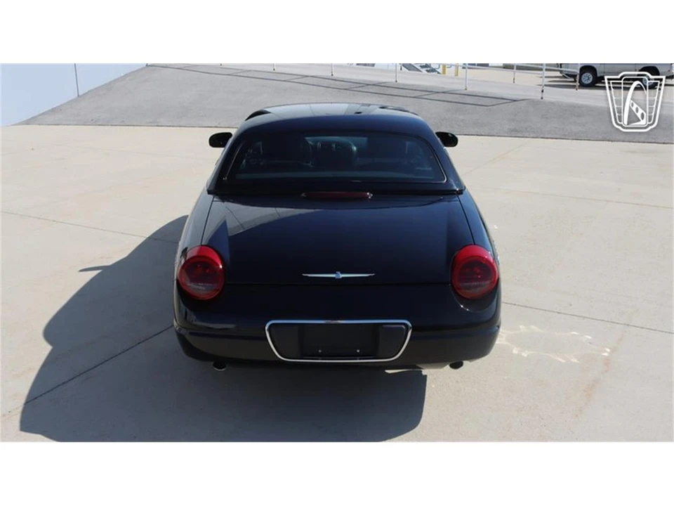 2005 Ford Thunderbird 11th Gen - Image 11 of 31
