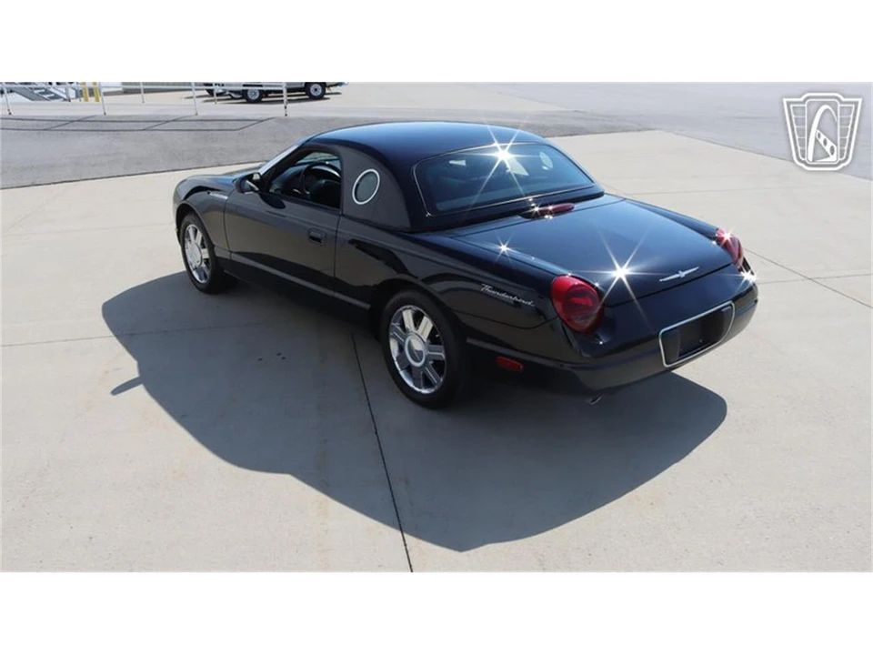 2005 Ford Thunderbird 11th Gen - Image 8 of 31