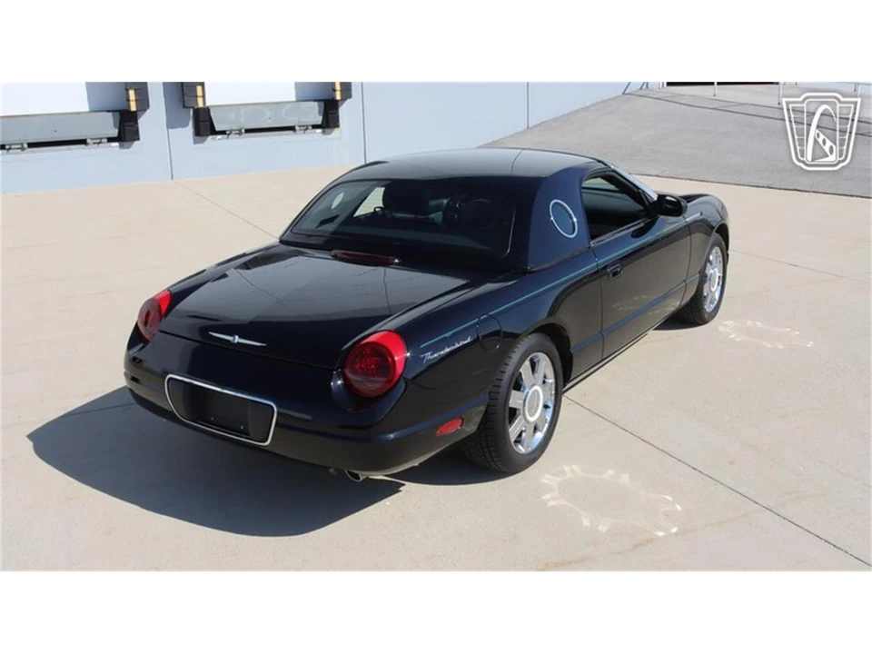 2005 Ford Thunderbird 11th Gen - Image 14 of 31