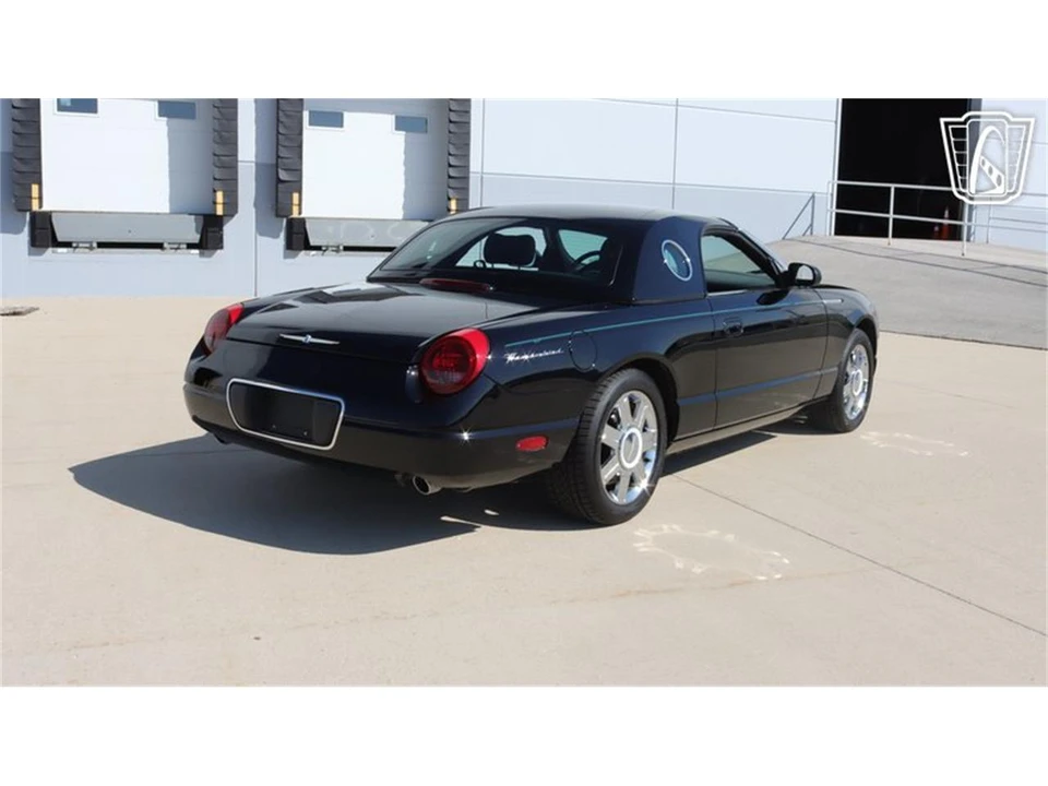 2005 Ford Thunderbird 11th Gen - Image 15 of 31