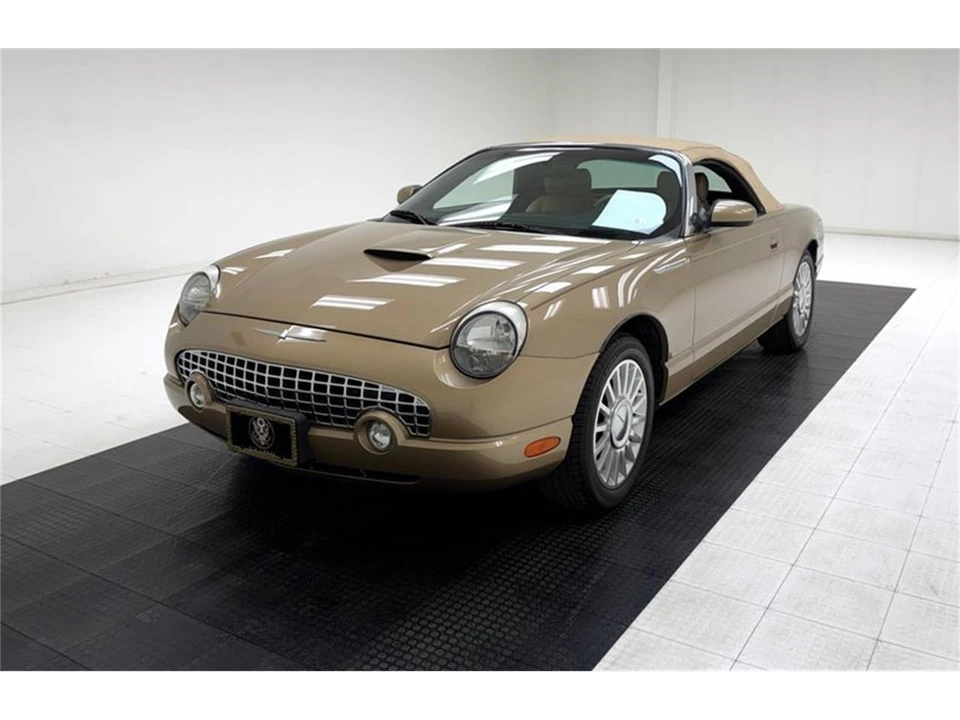 2005 Ford Thunderbird 11th Gen - Image 2 of 31