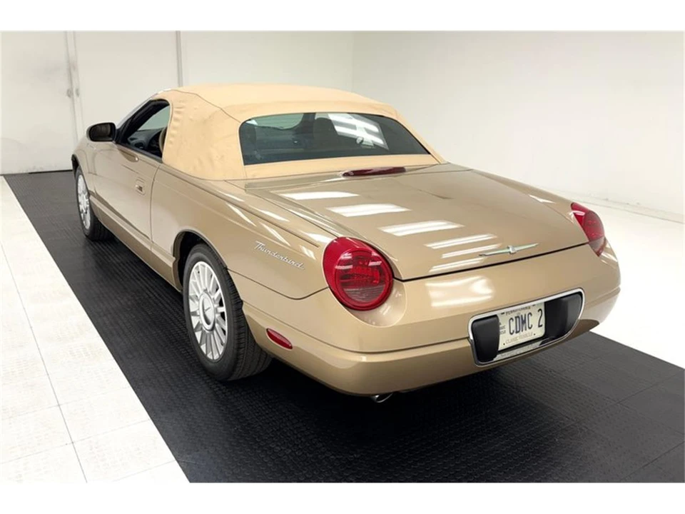 2005 Ford Thunderbird 11th Gen - Image 8 of 31