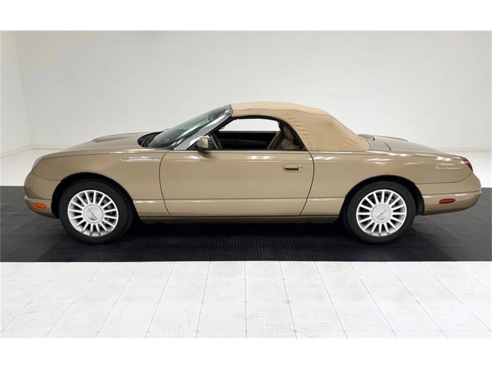 2005 Ford Thunderbird 11th Gen - Image 4 of 31