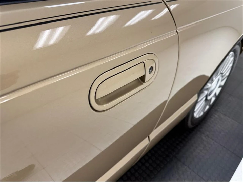 2005 Ford Thunderbird 11th Gen - Image 25 of 31