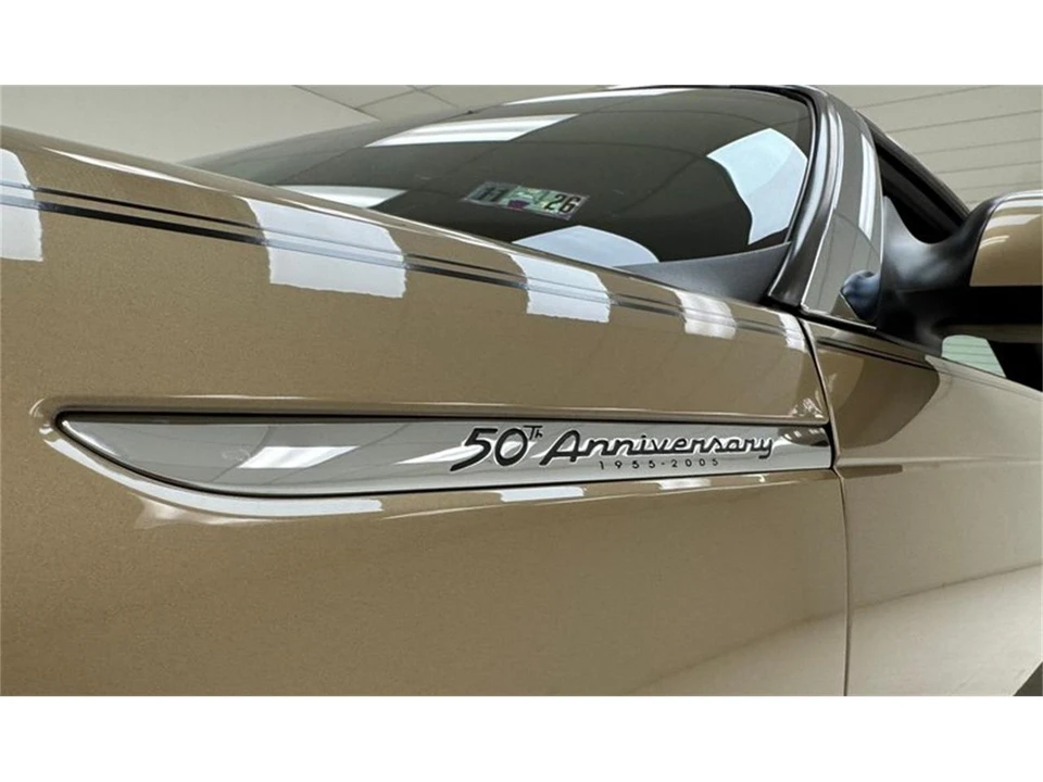 2005 Ford Thunderbird 11th Gen - Image 20 of 31