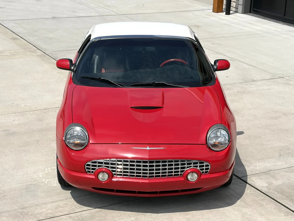 2005 Ford Thunderbird 11th Gen - Image 25 of 31