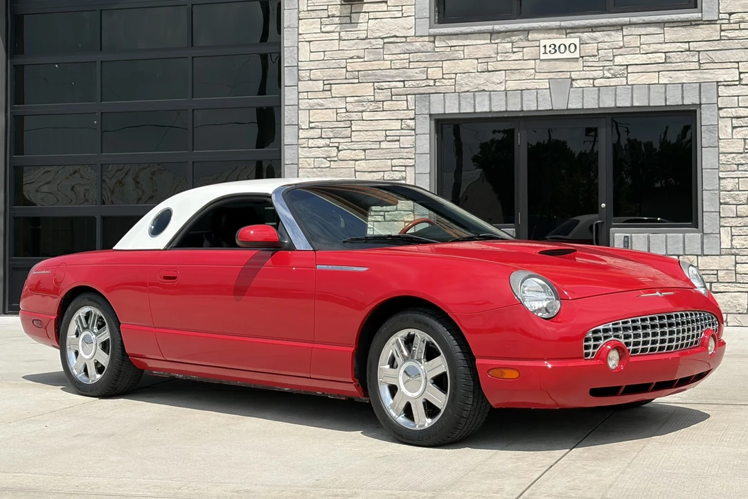 2005 Ford Thunderbird 11th Gen - Image 14 of 31