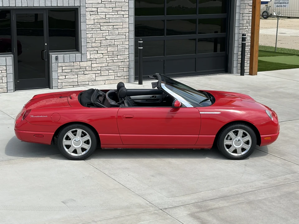 2005 Ford Thunderbird 11th Gen - Image 6 of 31