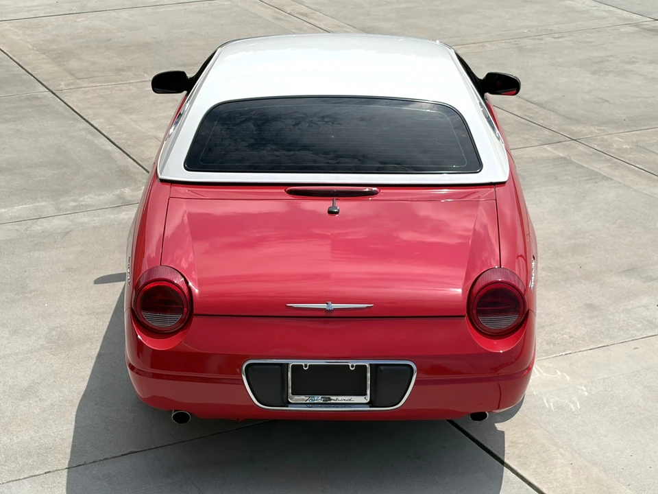 2005 Ford Thunderbird 11th Gen - Image 21 of 31