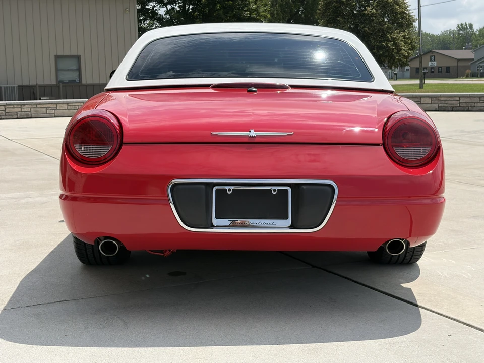 2005 Ford Thunderbird 11th Gen - Image 20 of 31