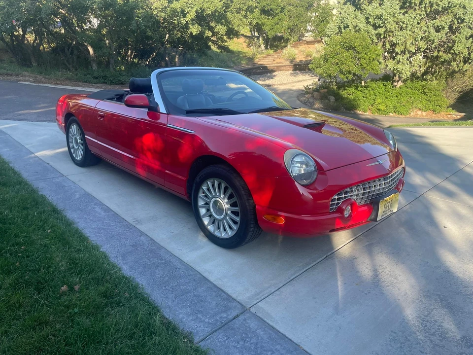 2005 Ford Thunderbird 11th Gen - Image 18 of 31