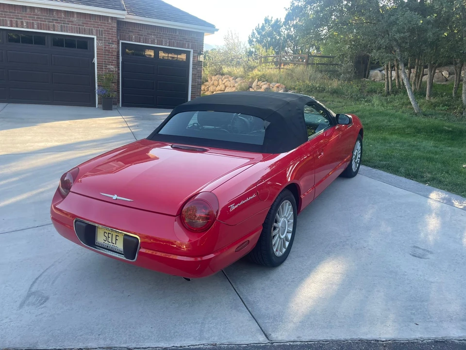 2005 Ford Thunderbird 11th Gen - Image 25 of 31