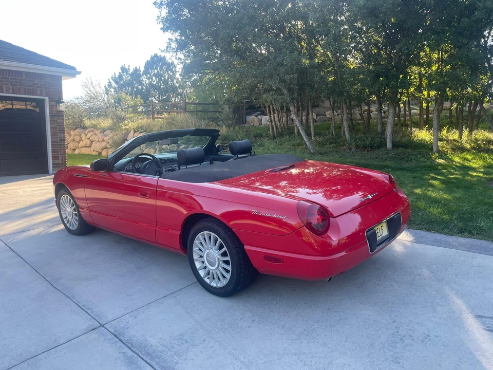 2005 Ford Thunderbird 11th Gen - Image 11 of 31