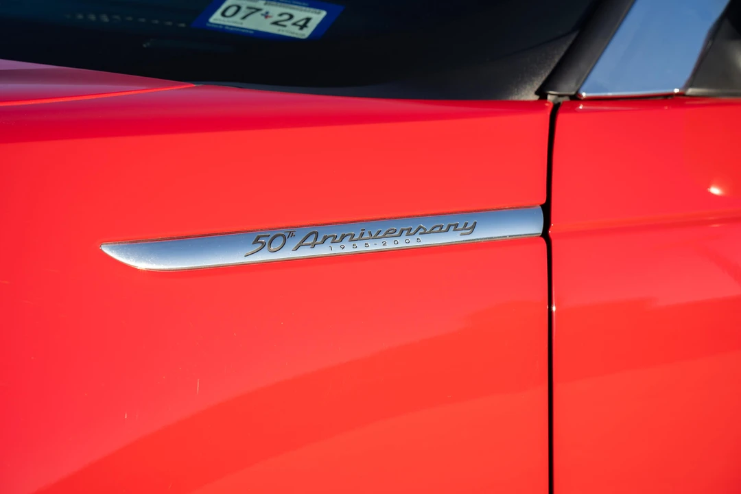 2005 Ford Thunderbird 11th Gen - Image 27 of 31