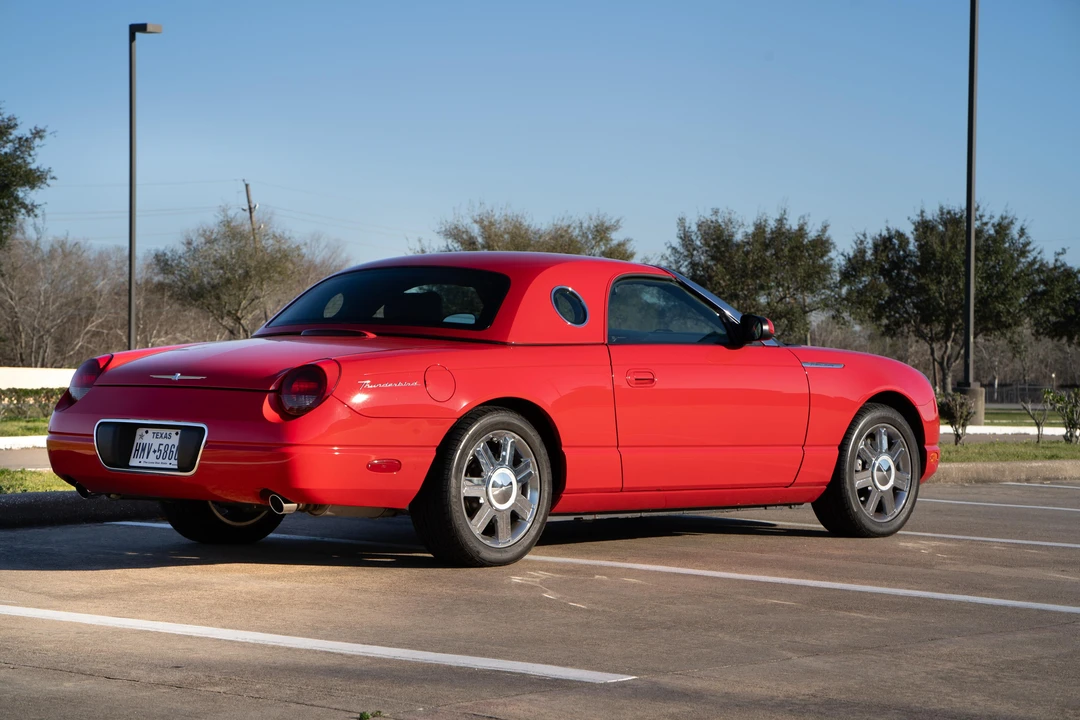 2005 Ford Thunderbird 11th Gen - Image 16 of 31