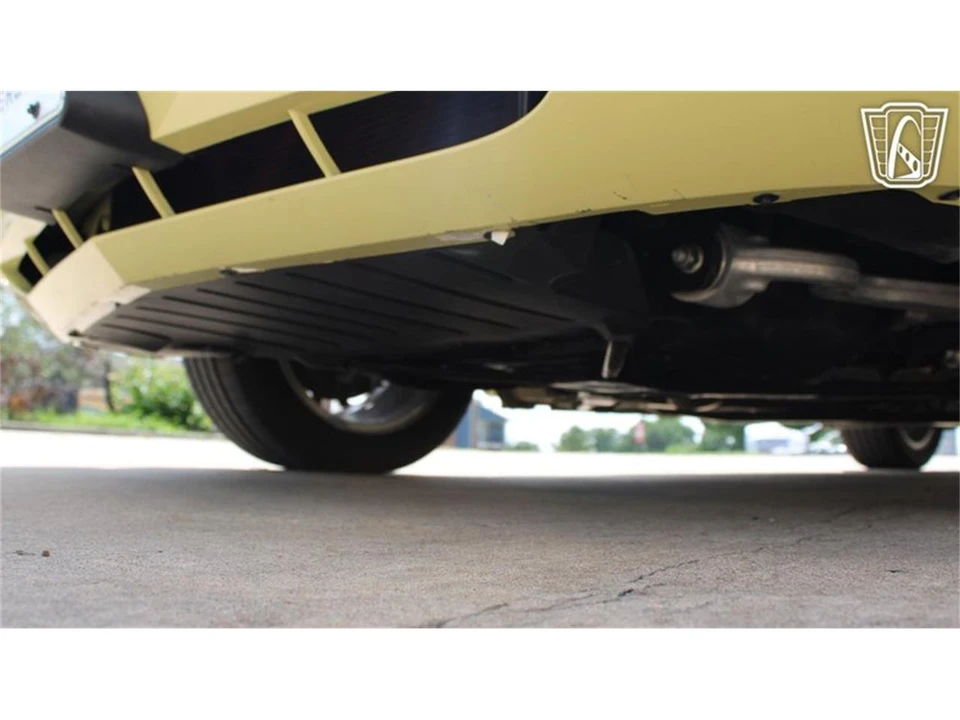 2005 Ford Thunderbird 11th Gen - Image 19 of 31