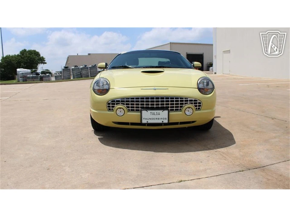 2005 Ford Thunderbird 11th Gen - Image 5 of 31