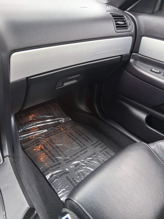 2005 Ford Thunderbird 11th Gen - Image 16 of 17