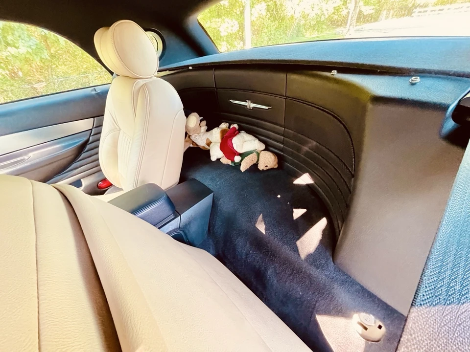 2005 Ford Thunderbird 11th Gen - Image 14 of 21