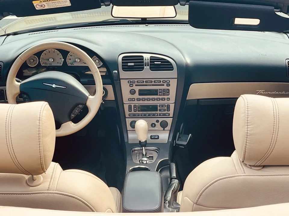 2005 Ford Thunderbird 11th Gen - Image 12 of 21