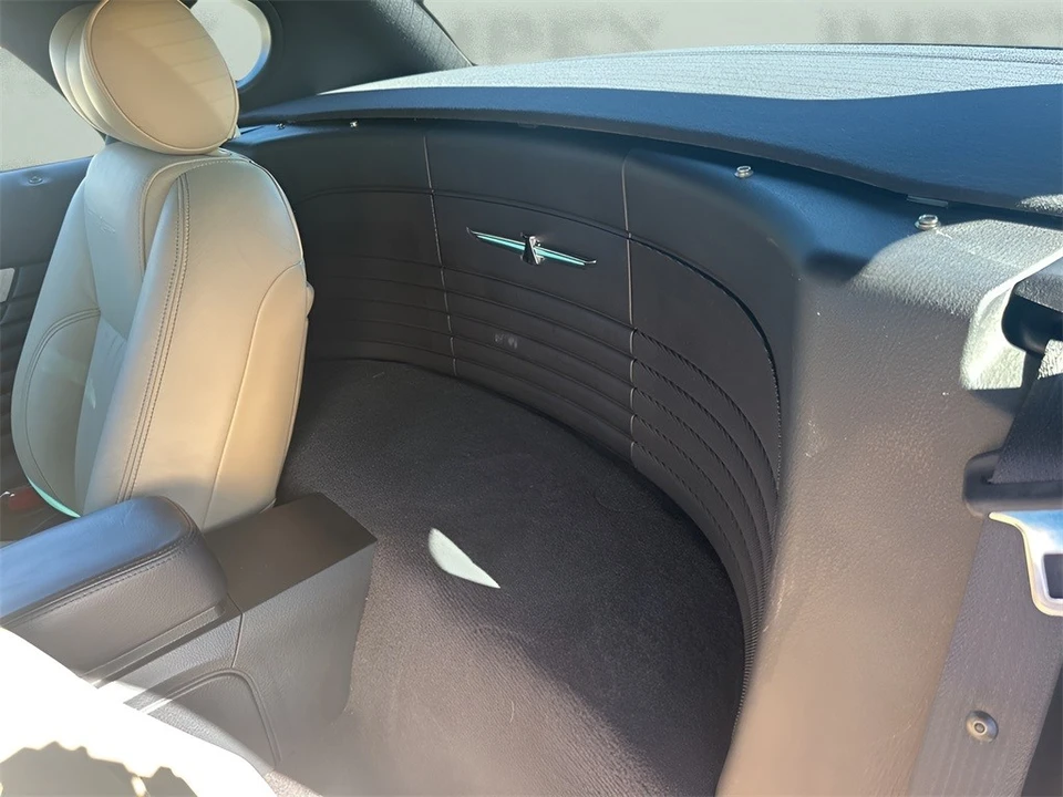 2005 Ford Thunderbird 11th Gen - Image 10 of 12