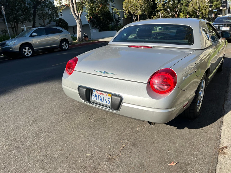 2005 Ford Thunderbird 11th Gen - Image 24 of 31