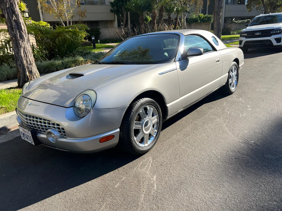 2005 Ford Thunderbird 11th Gen - Image 10 of 31