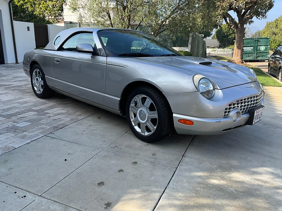 2005 Ford Thunderbird 11th Gen - Image 29 of 31