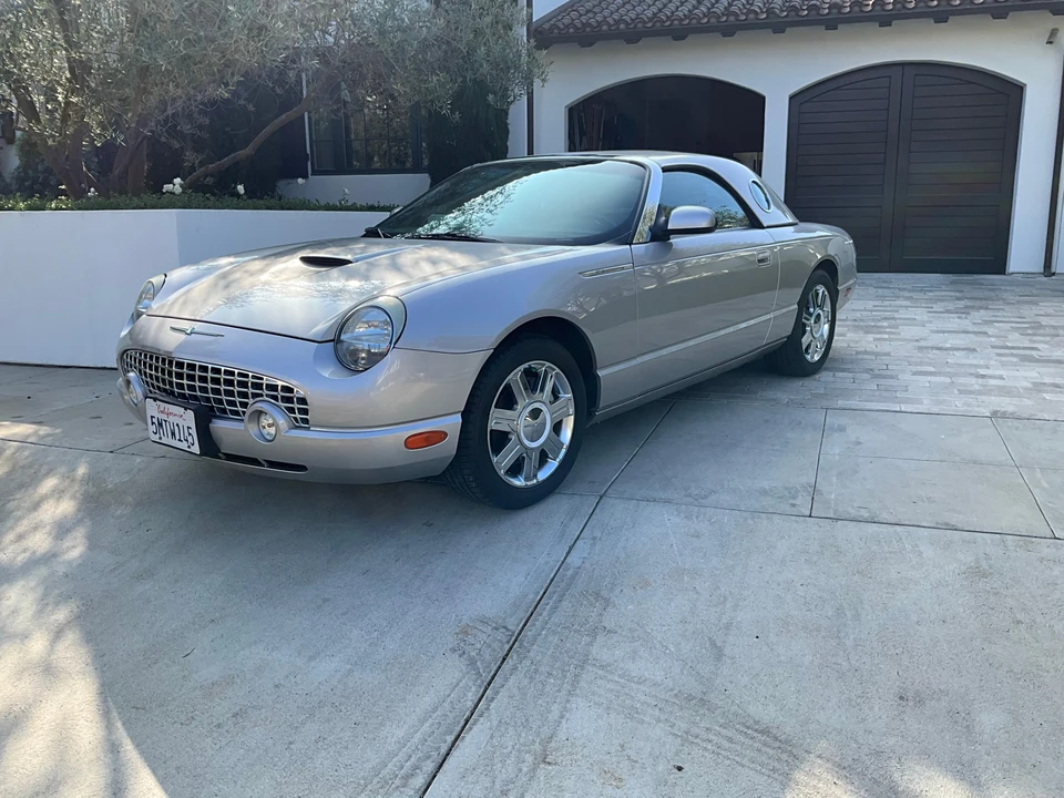 2005 Ford Thunderbird 11th Gen - Image 11 of 31