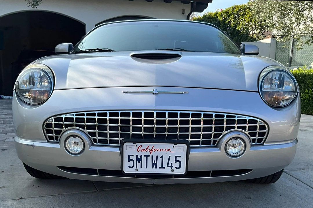 2005 Ford Thunderbird 11th Gen - Image 2 of 31