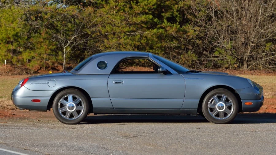 2005 Ford Thunderbird 11th Gen - Image 2 of 24
