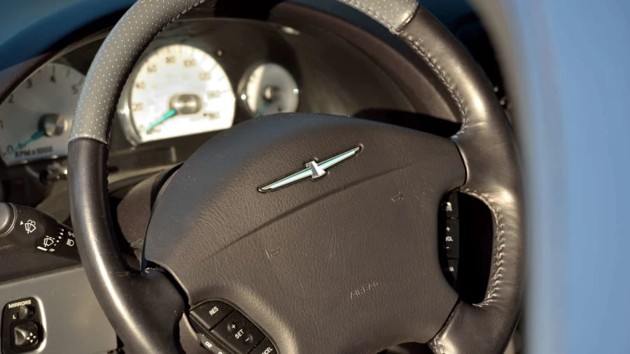 2005 Ford Thunderbird 11th Gen - Image 21 of 24