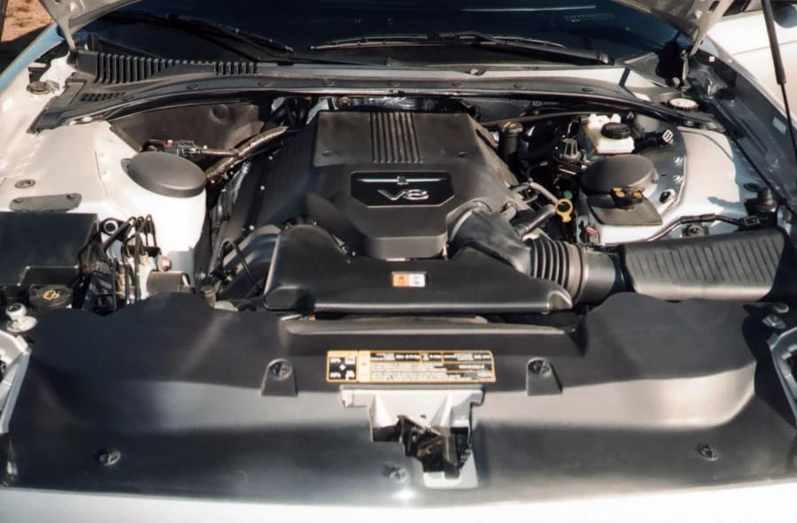 2005 Ford Thunderbird 11th Gen - Image 5 of 7