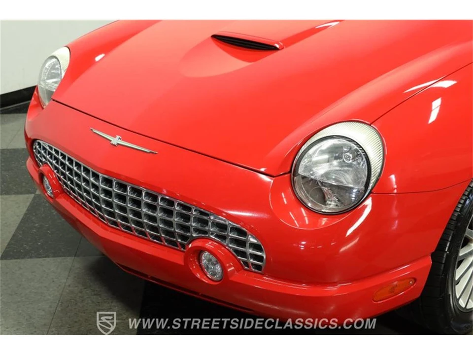 2005 Ford Thunderbird 11th Gen - Image 19 of 31
