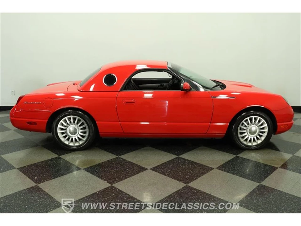 2005 Ford Thunderbird 11th Gen - Image 13 of 31