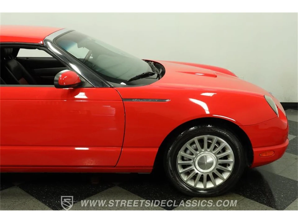 2005 Ford Thunderbird 11th Gen - Image 29 of 31
