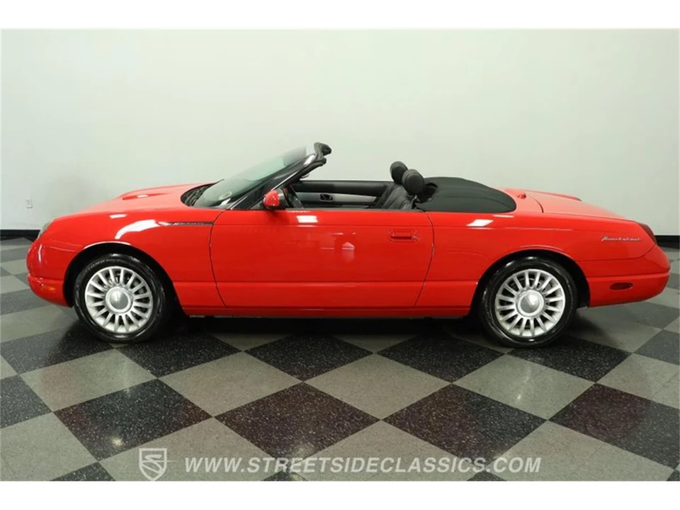 2005 Ford Thunderbird 11th Gen - Image 2 of 31