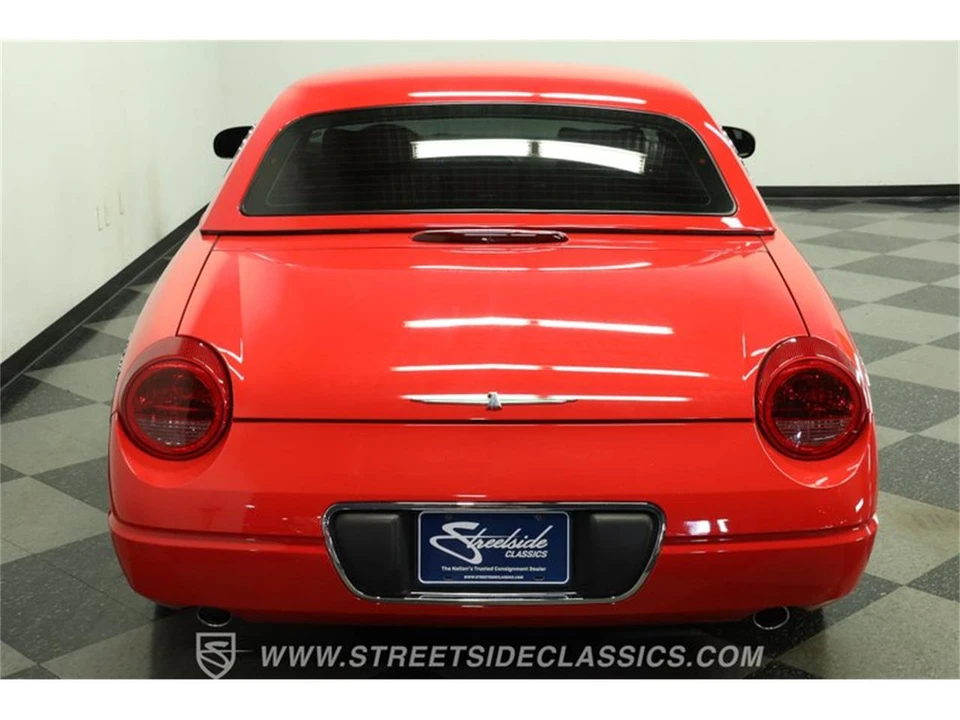 2005 Ford Thunderbird 11th Gen - Image 9 of 31