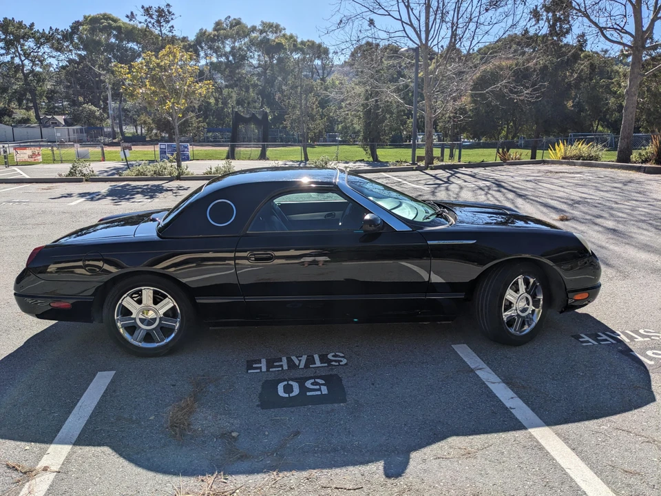 2005 Ford Thunderbird 11th Gen - Image 20 of 31