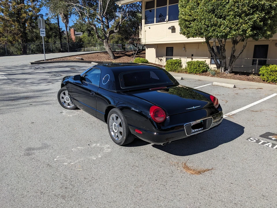 2005 Ford Thunderbird 11th Gen - Image 14 of 31