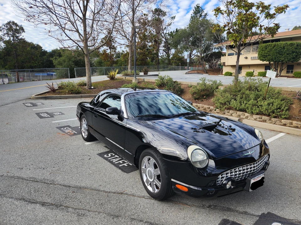 2005 Ford Thunderbird 11th Gen - Image 23 of 31