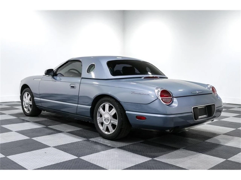 2005 Ford Thunderbird 11th Gen - Image 9 of 31